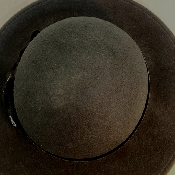 Cappelli wool hat embellishments - Picture 6 of 9